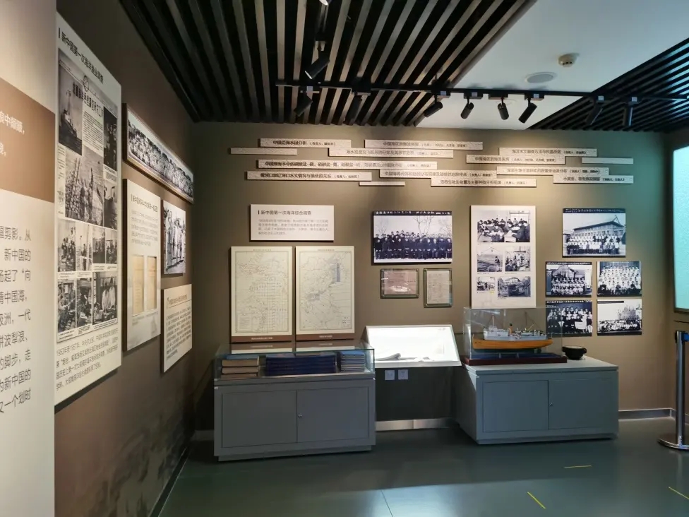 展覽展區(qū) ， 展覽 ， 展區(qū) ， 鑫時空