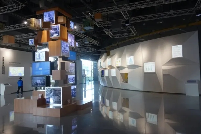 展館設(shè)計 ， 展館 ， 鑫時空